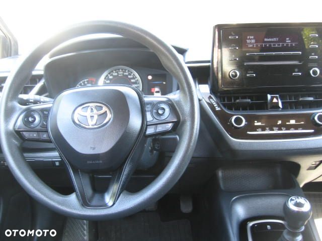Toyota Corolla 1.6 Active - 24