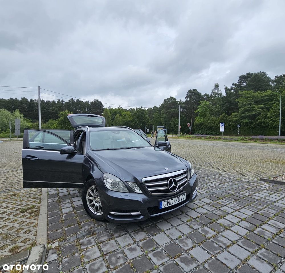 Mercedes-Benz Klasa E 350 CDI BlueEff Avantgarde - 5