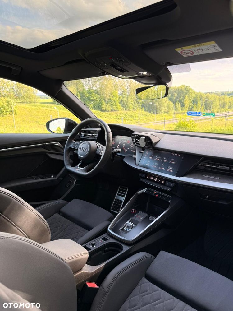 Audi RS3 Limousine - 23
