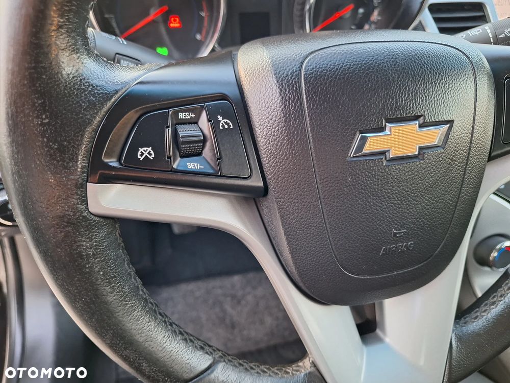 Chevrolet Cruze - 20