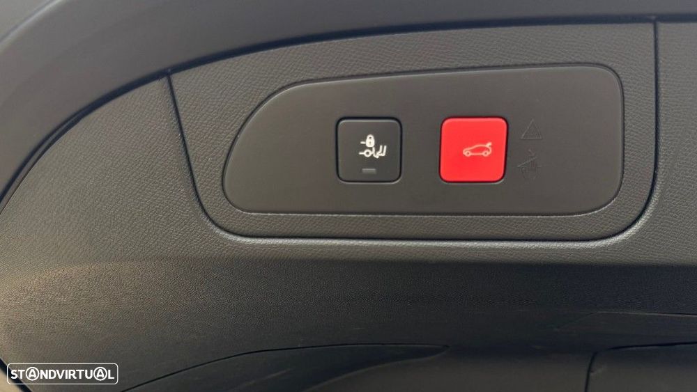 DS DS7 Crossback - 11