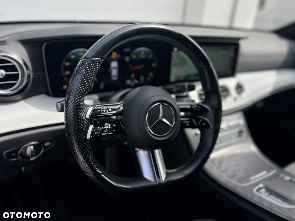 Mercedes-Benz Klasa E 220 d 4-Matic Business Edition 9G-TRONIC - 22