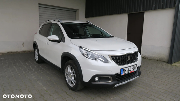 Peugeot 2008 1.2 Pure Tech Style S&S EAT6
