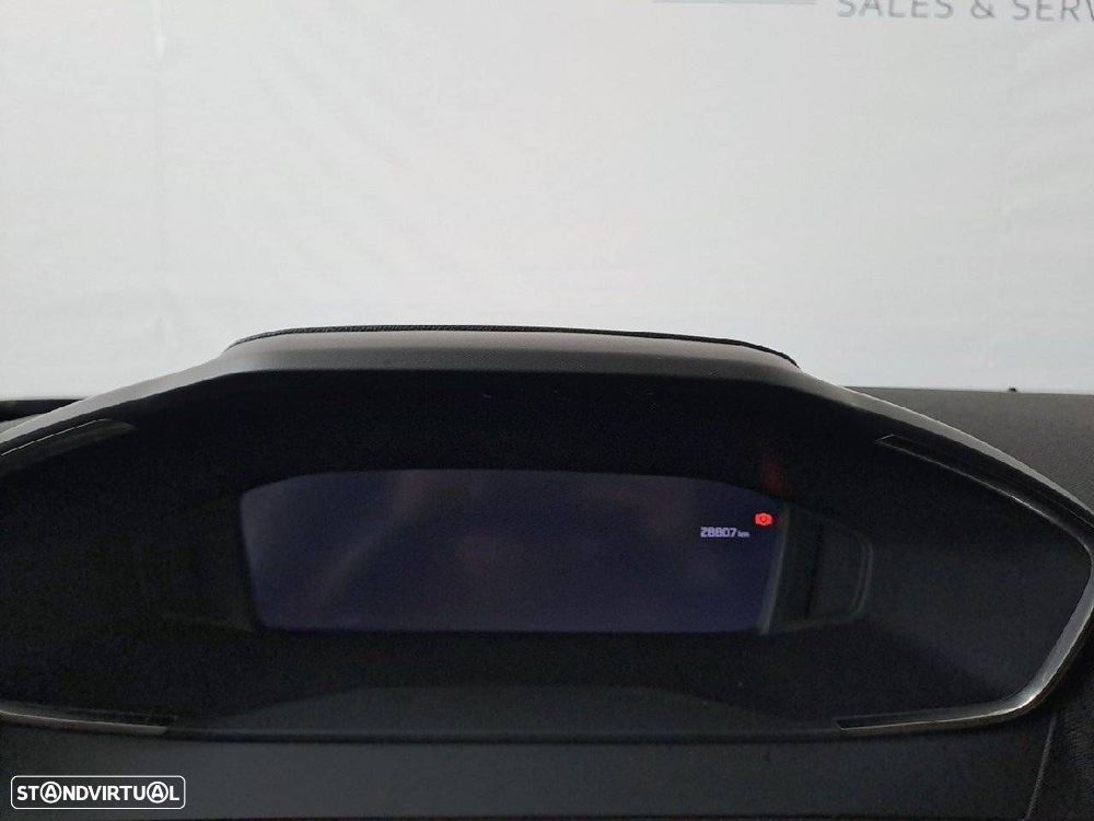 Peugeot 2008 1.2 Hybrid Allure e-DCS6 - 13