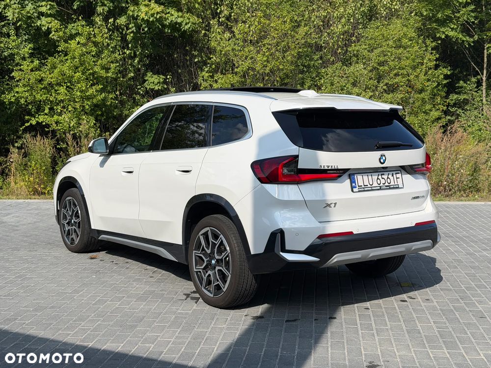 BMW X1 xDrive23i mHEV xLine - 6