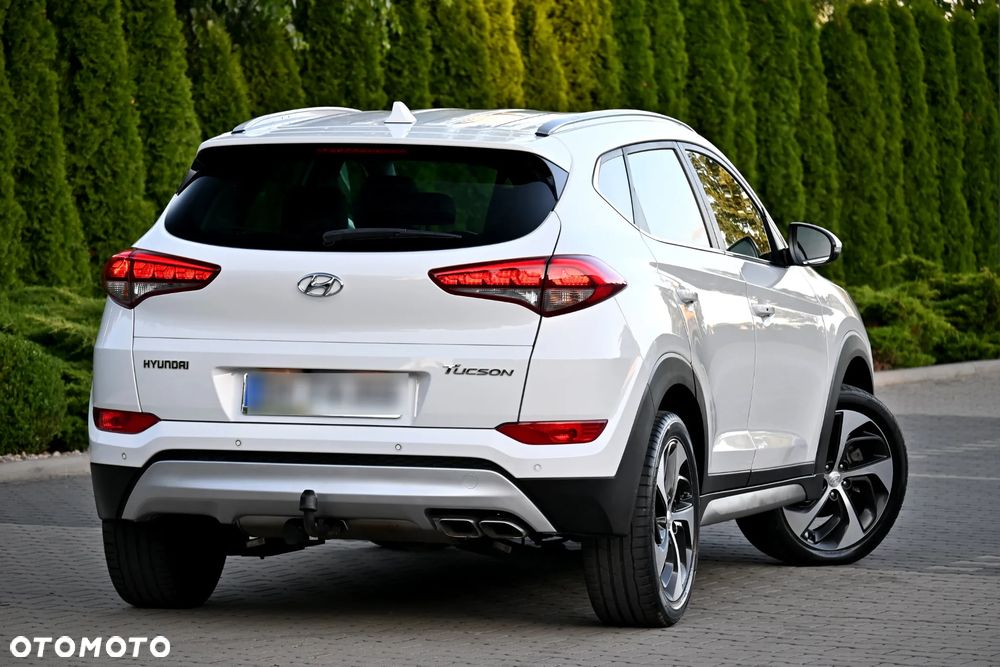 Hyundai Tucson 2.0 CRDI 2WD Style - 11