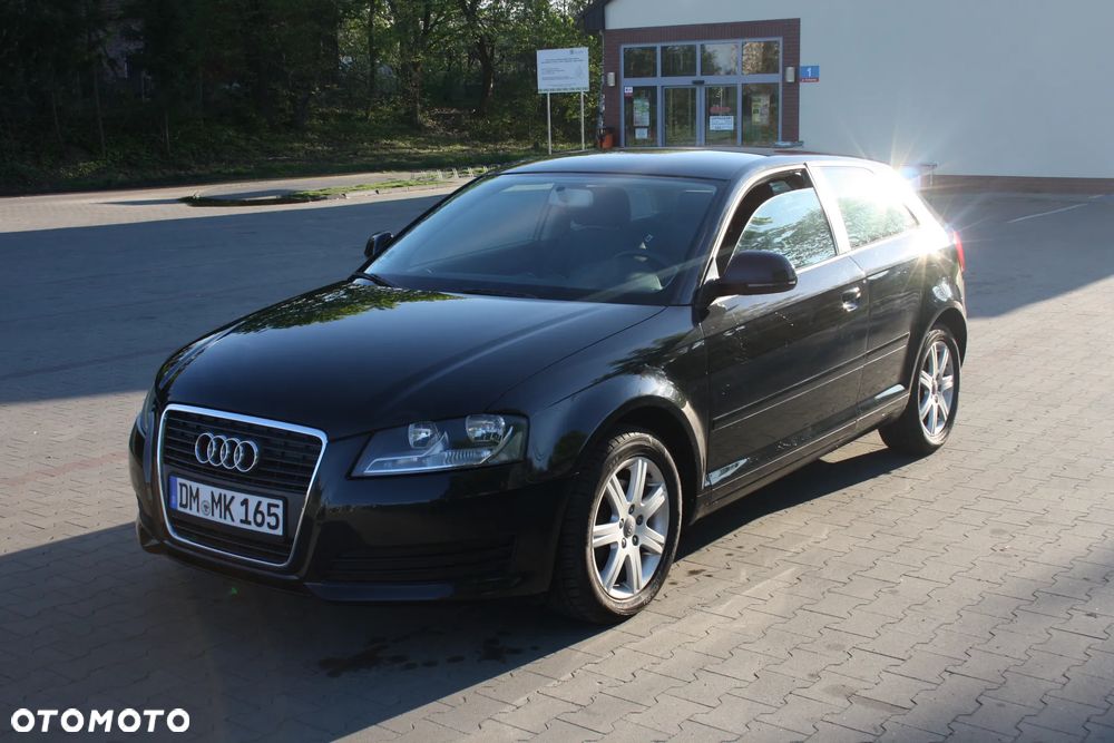 Audi A3 3-drzwiowe 1.8 TFSI S tronic Attraction - 1
