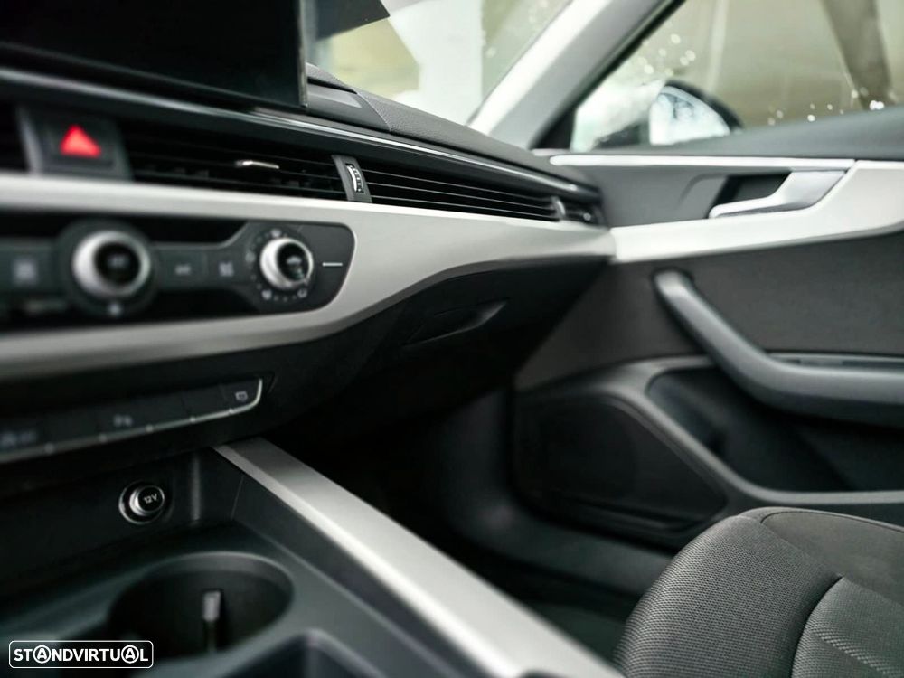 Audi A4 Avant 35 TDI Advanced S tronic - 19