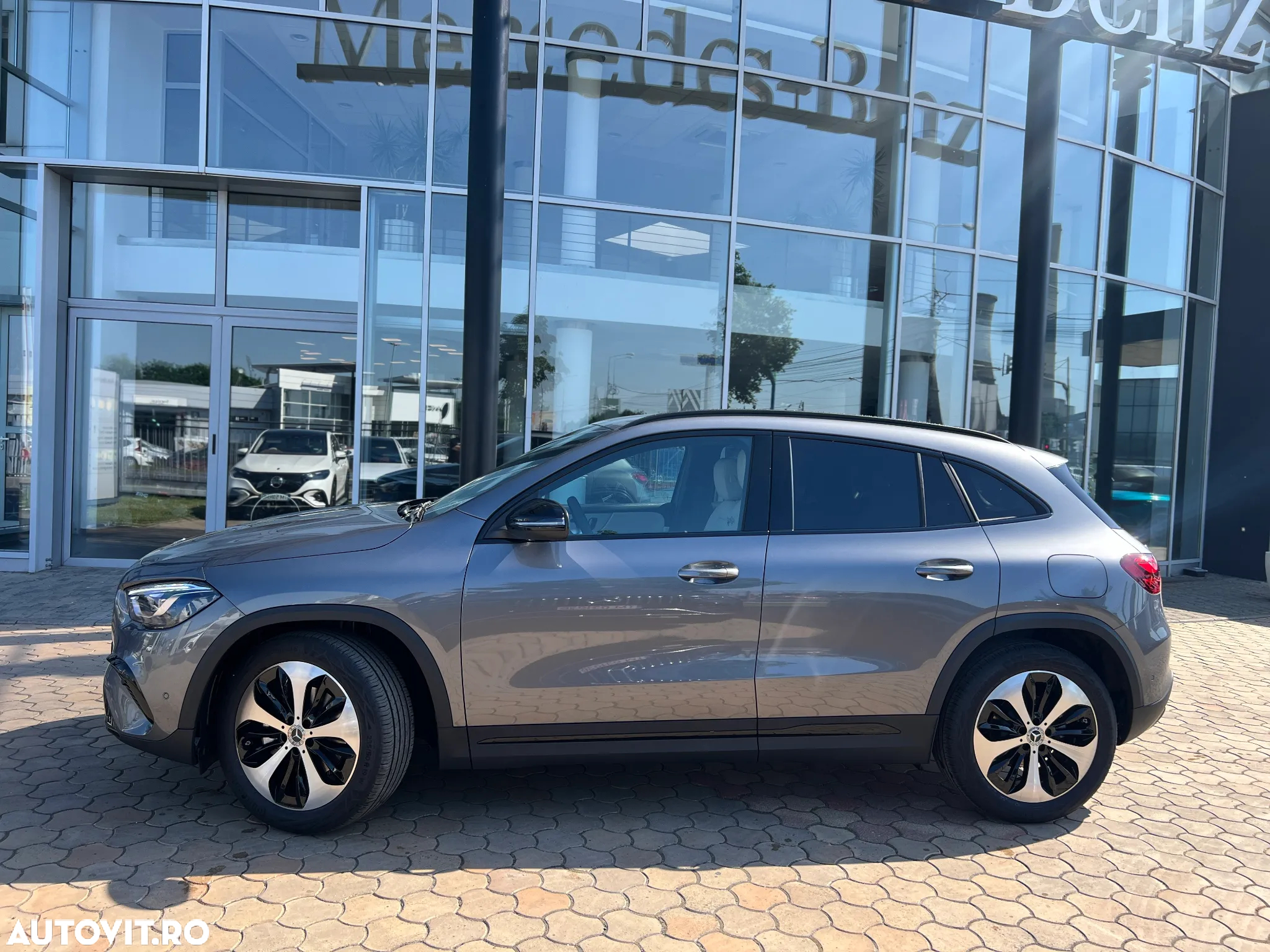 Mercedes-Benz GLA 200 d 4MATIC Aut. - 2