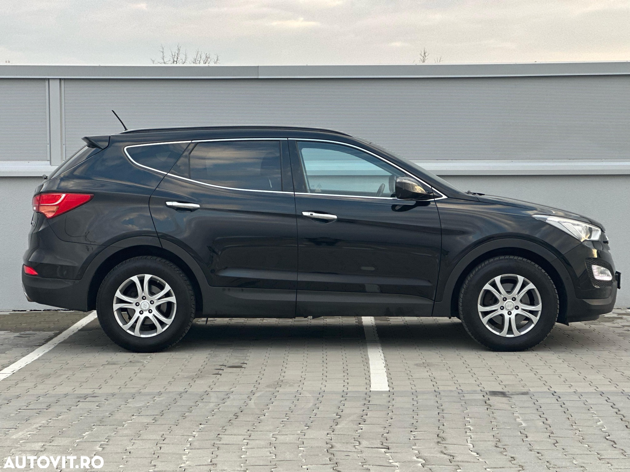 Hyundai Santa Fe 2.2 CRDi 4WD CPF Automatik Premium - 5