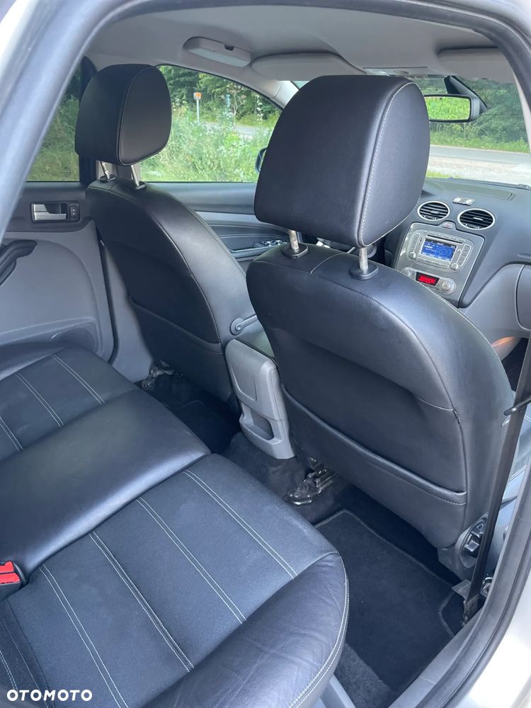Ford Focus 1.8 Titanium - 15