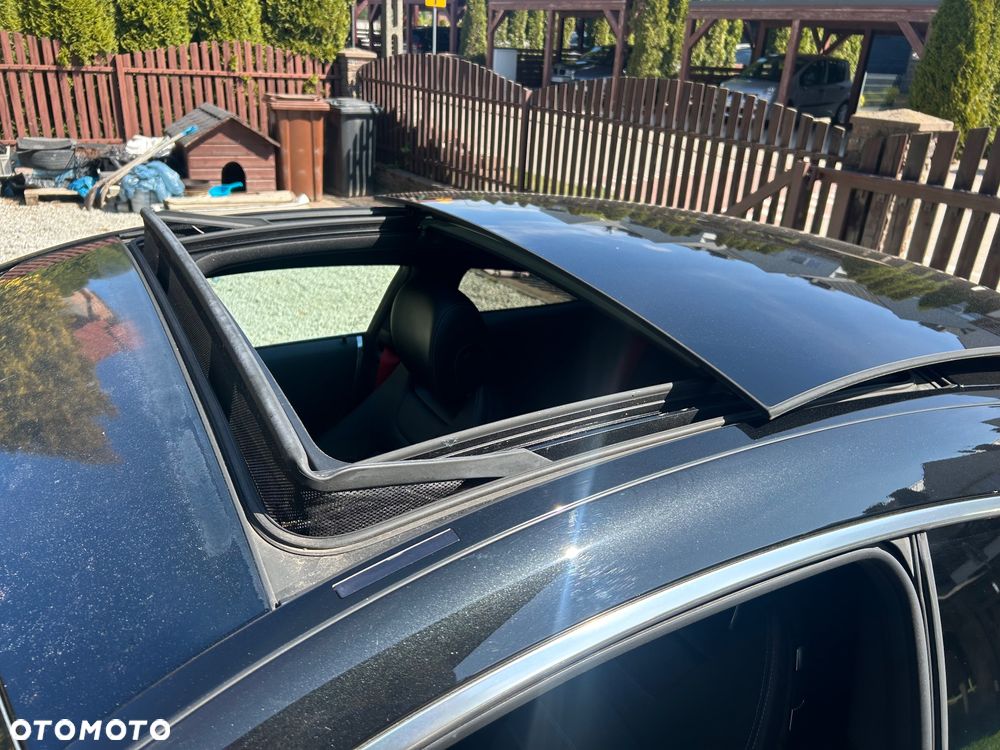 Mercedes-Benz Klasa C 250 7G-TRONIC AMG Line - 15