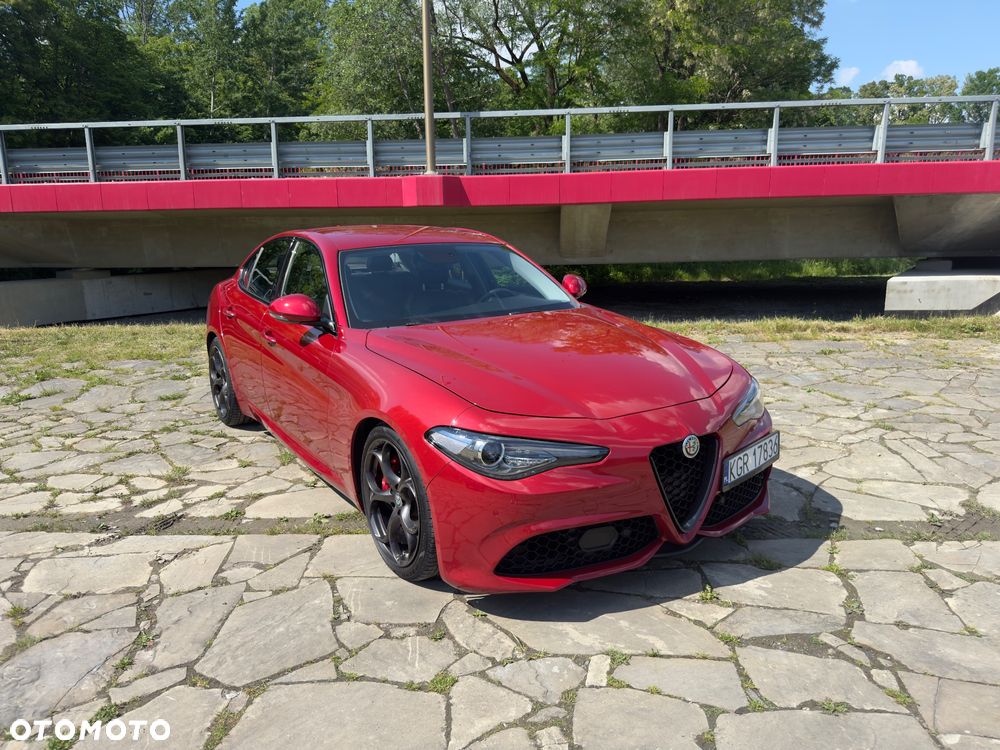 Alfa Romeo Giulia - 2