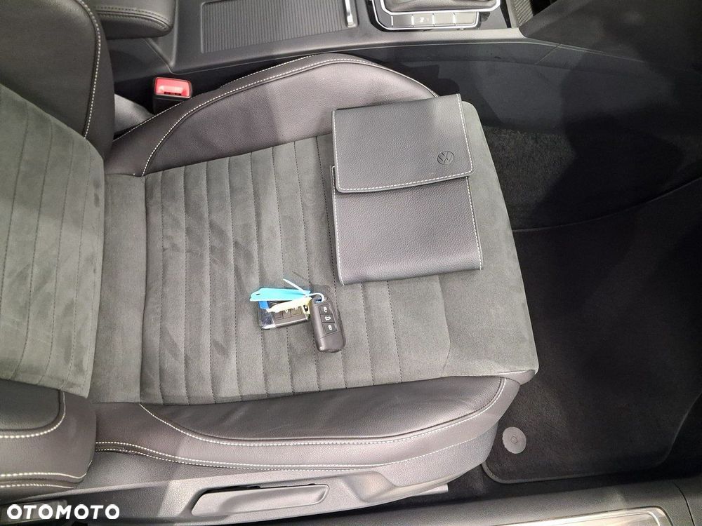 Volkswagen Passat Variant - 24
