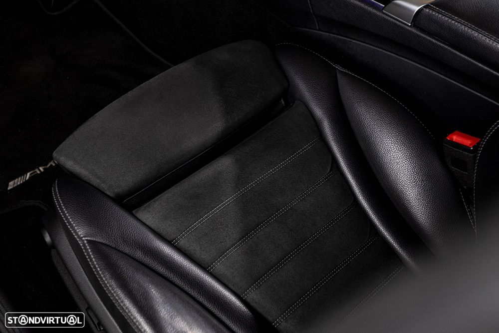 Mercedes-Benz C 300 de AMG Line - 34