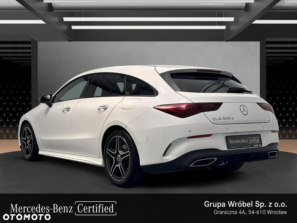 Mercedes-Benz CLA 200 d AMG Line 8G-DCT - 4