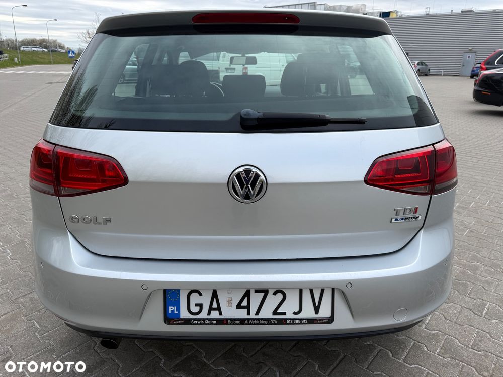 Volkswagen Golf 1.6 TDI BlueMotion Comfortline - 14