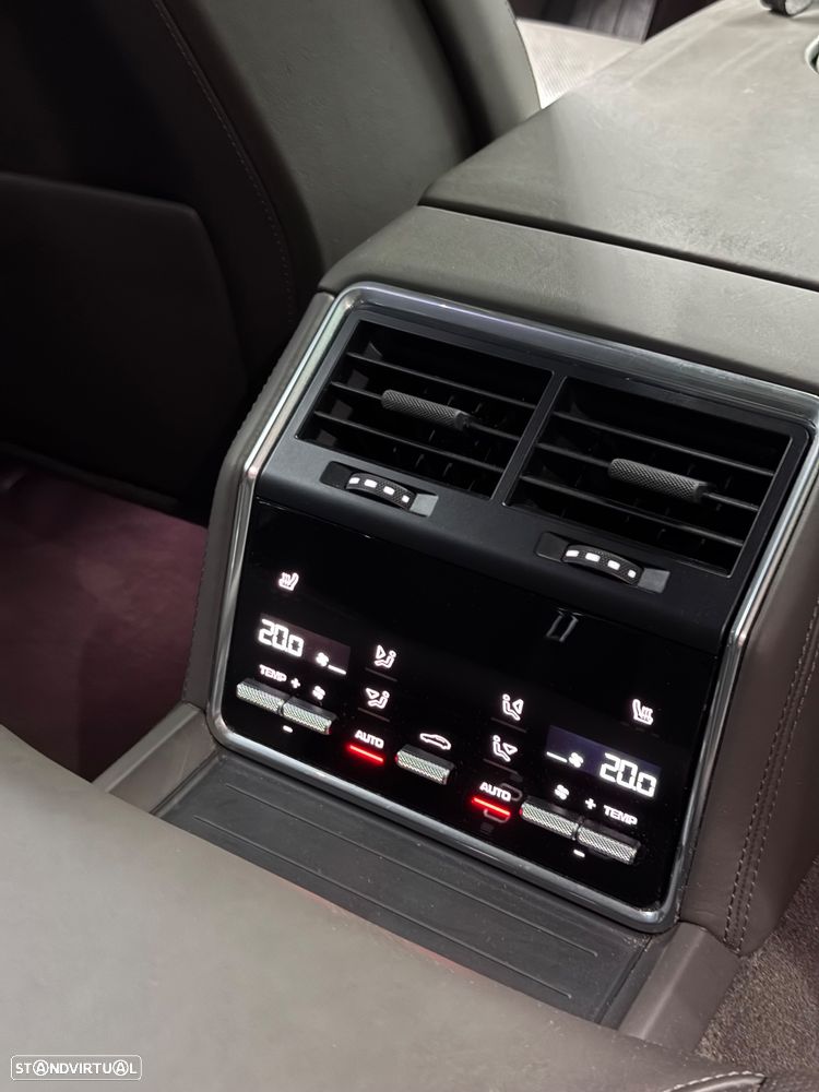 Porsche Panamera Sport Turismo 4S E-Hybrid - 28