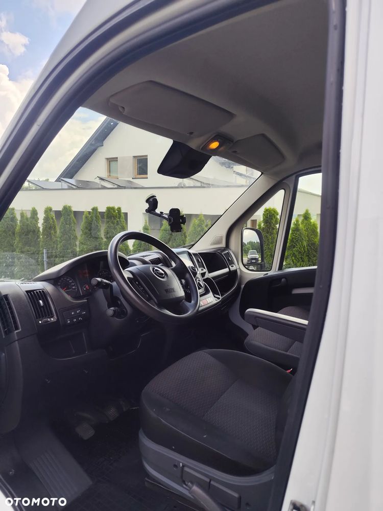 Opel Movano - 10