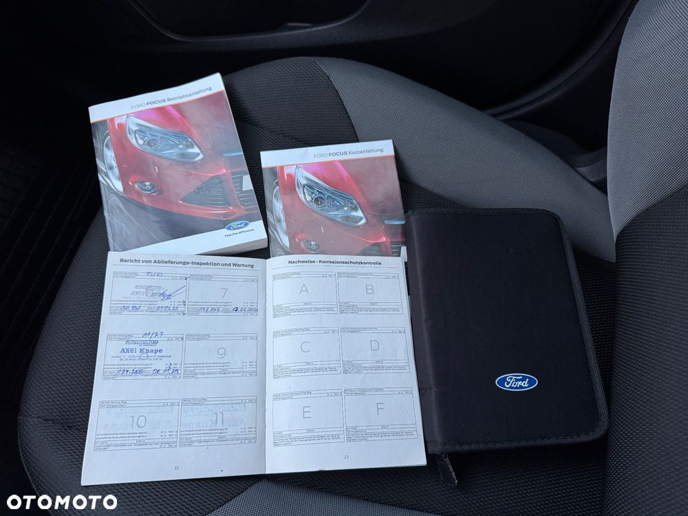 Ford Focus 1.6 FF Ambiente - 38