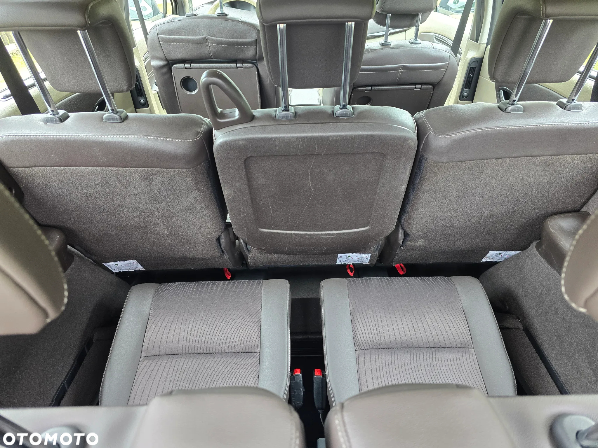 Renault Scenic 2.0 16V Privilege CVT - 7