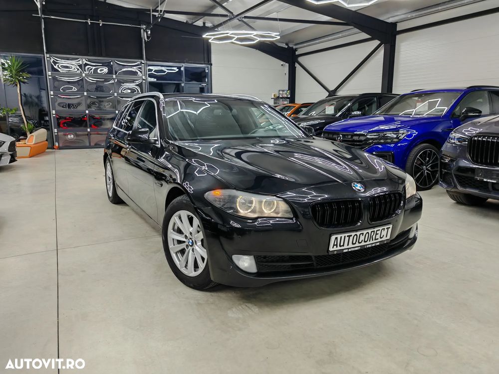 BMW Seria 5 525d xDrive Touring Sport-Aut. - 2
