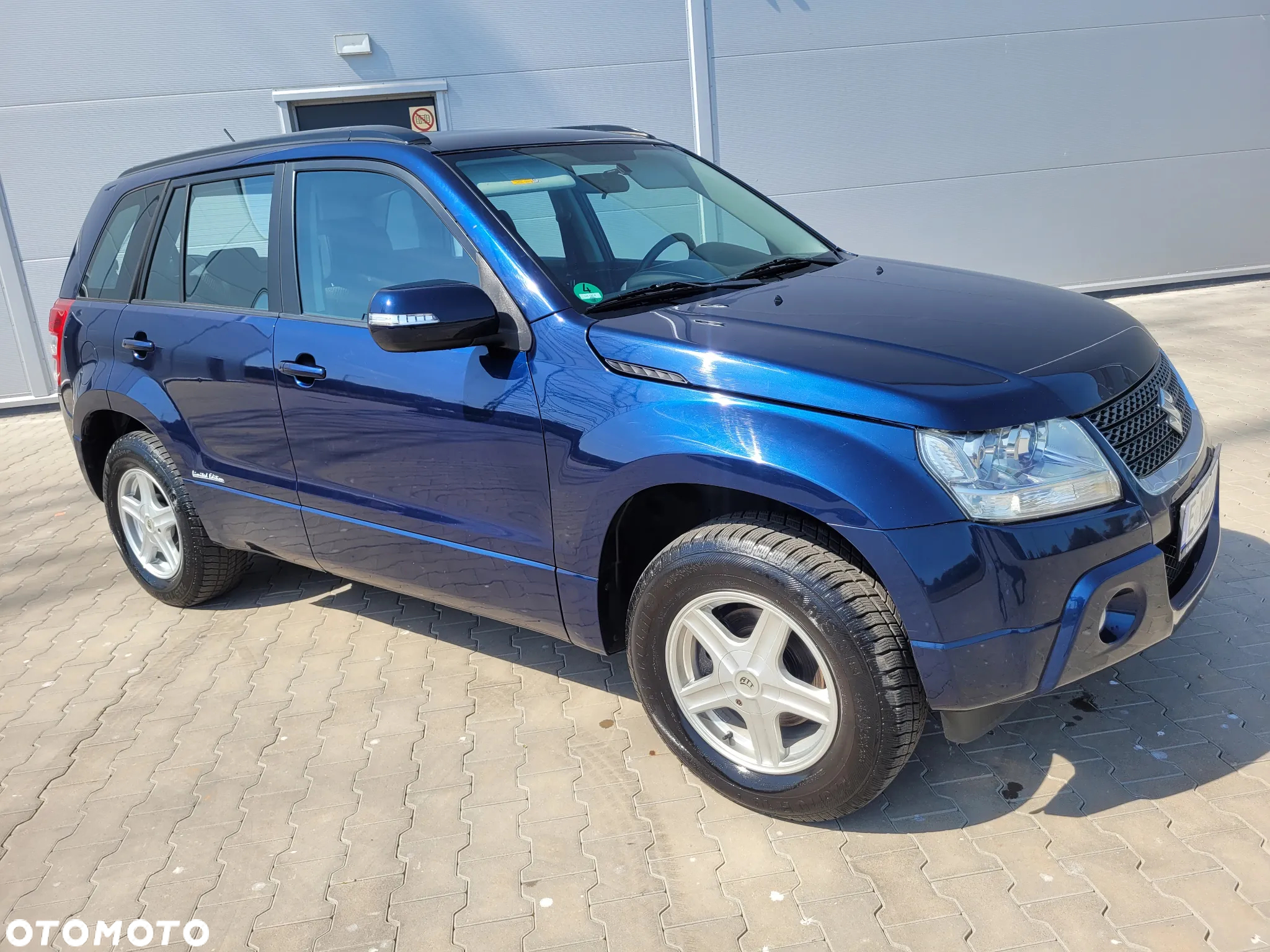 Suzuki Grand Vitara 2.0 Comfort Limited - 4