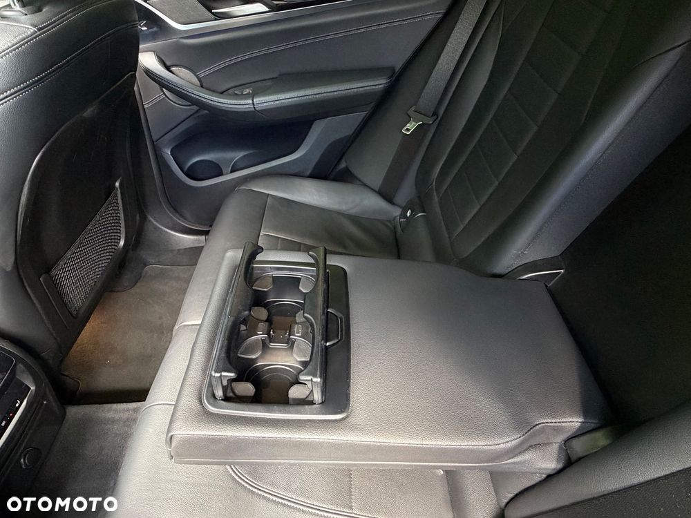 BMW X4 - 26