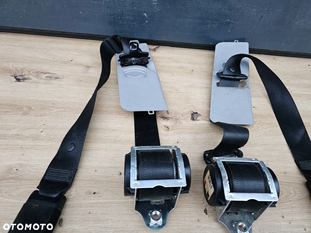 PASY DOPINACZE NAPINACZE PRZÓD OPEL CORSA D KOMPLET DWIE KOŚCI 13225285 13225286 - 8