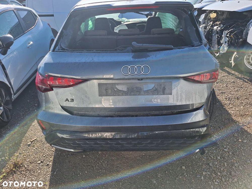 Audi A3 Sportback 2.0 TDI (clean diesel) S tronic S line Sportpaket - 17