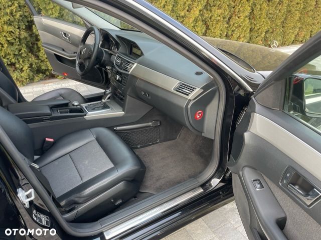 Mercedes-Benz Klasa E 250 CDI DPF BlueEFFICIENCY Automatik - 20