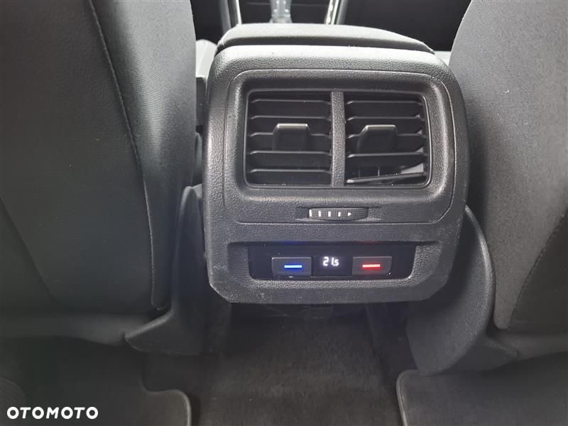 Volkswagen Touran 1.4 TSI BMT Comfortline DSG - 16