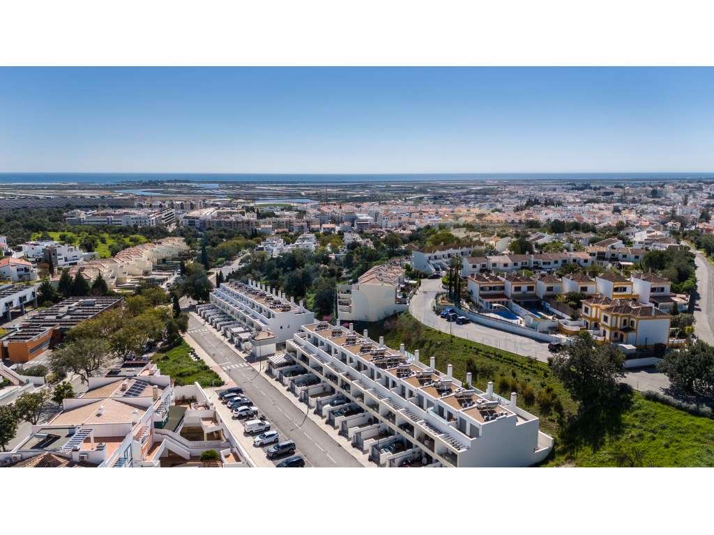 Moradia T3+2 Contemporânea - Pegada, Tavira, Algarve - Grande imagem: 3/60