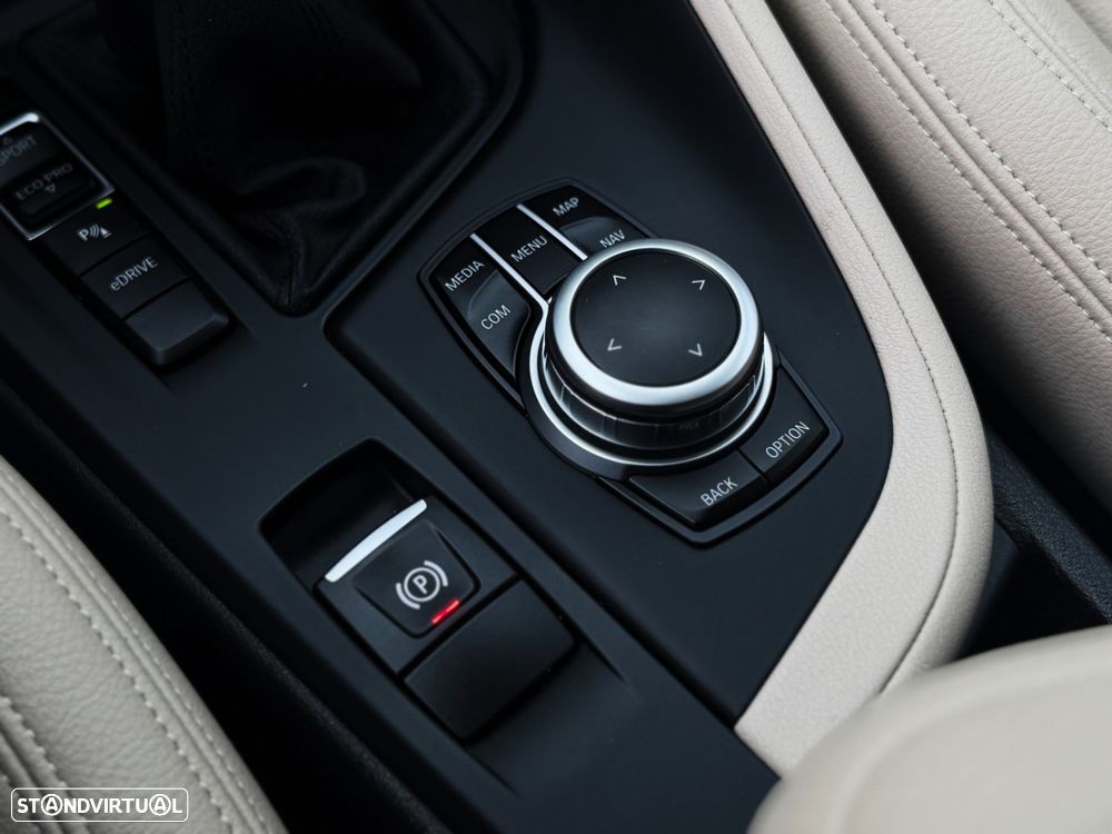 BMW X1 25 e xDrive Line Sport - 18