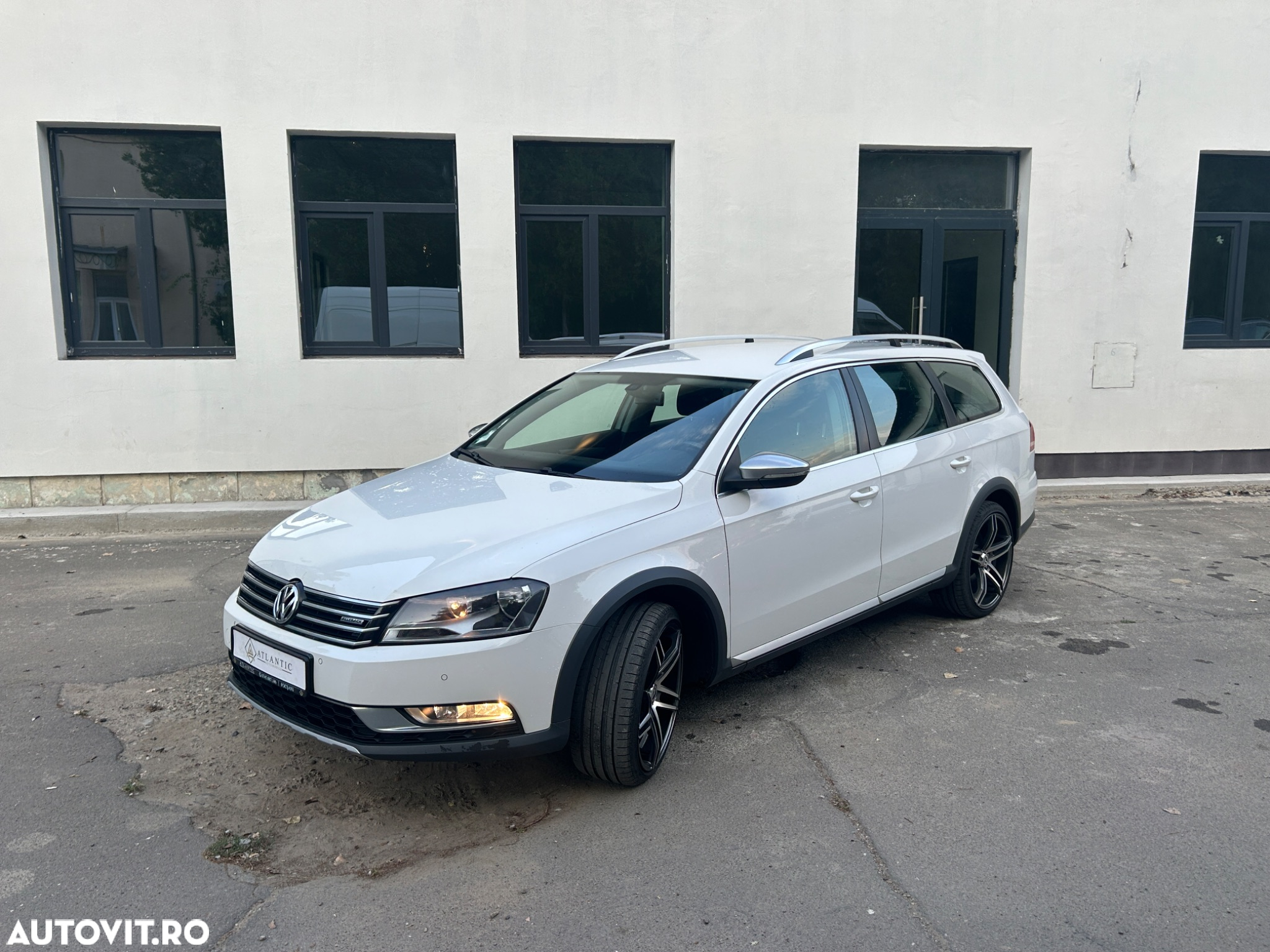 Volkswagen Passat Alltrack 2.0 TDI 4Motion DSG BlueMotion Tec - 27