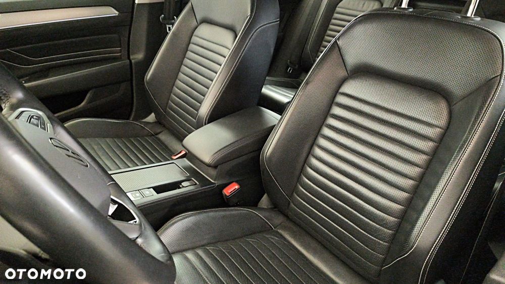 Volkswagen Passat - 16
