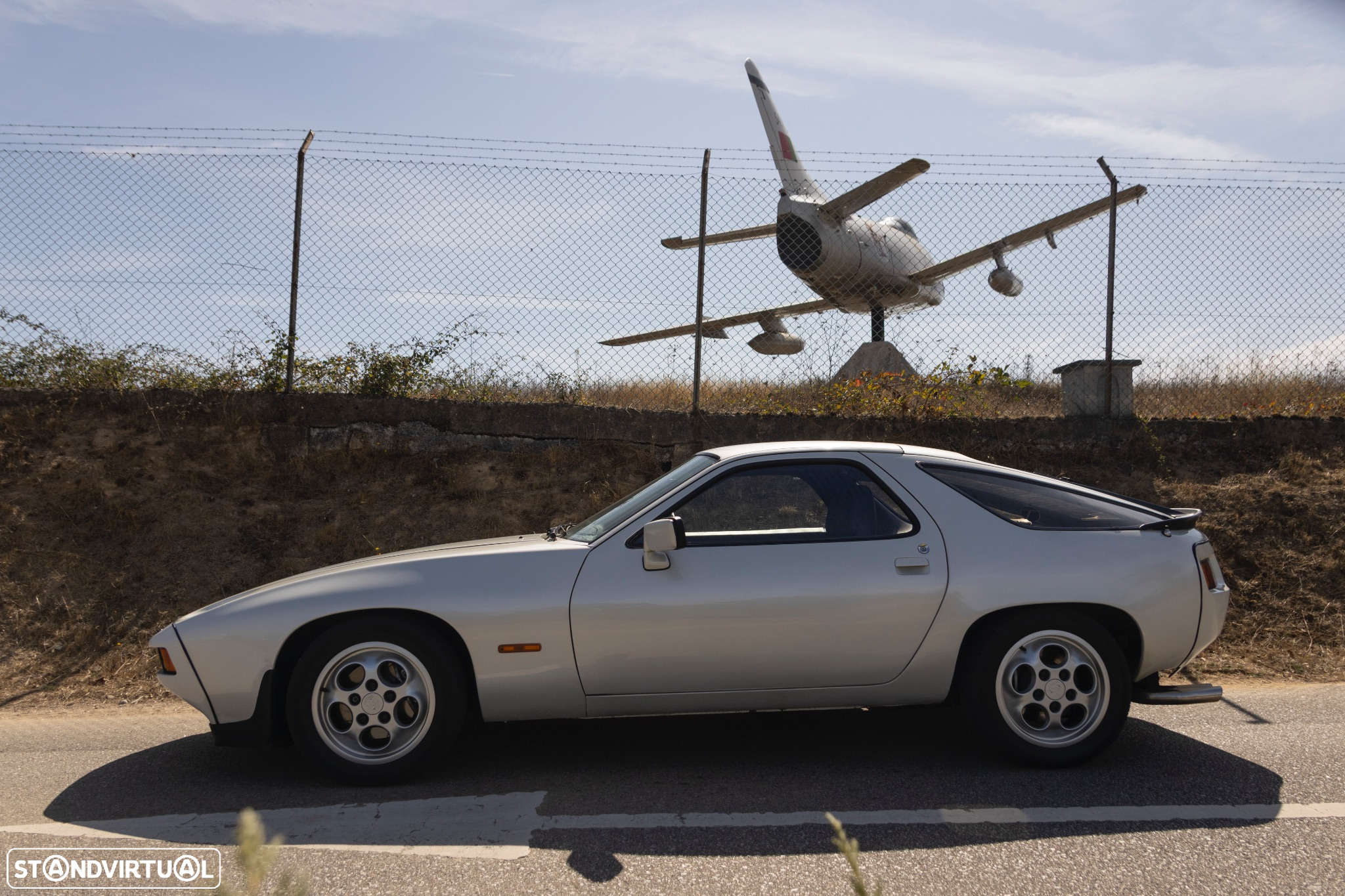 Porsche 928 - 29
