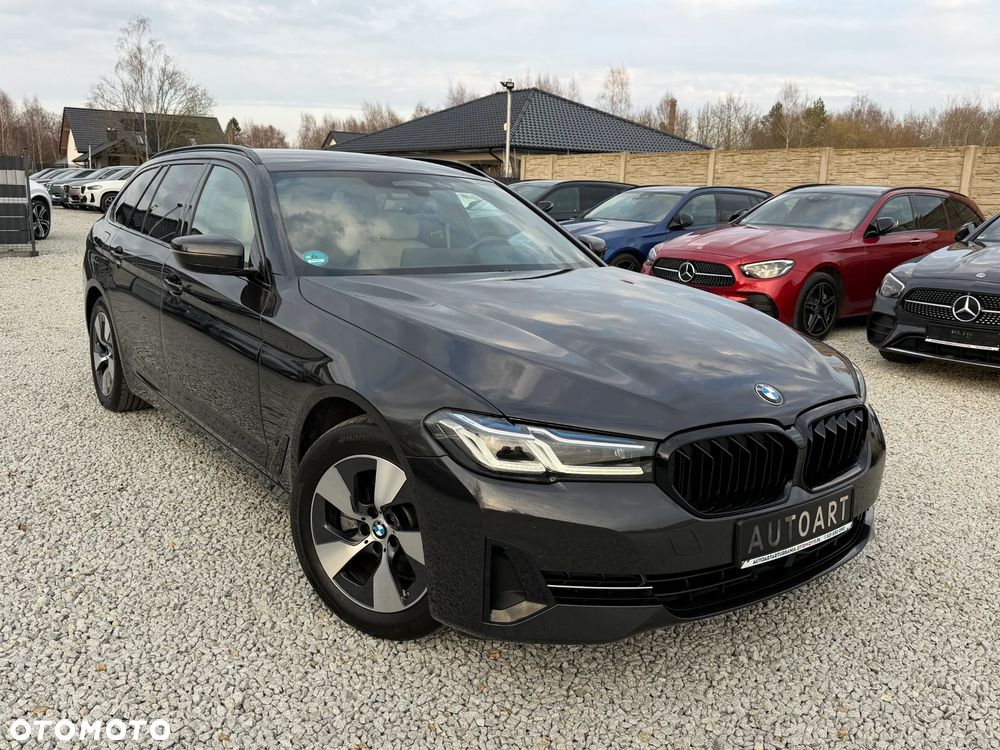 BMW Seria 5 520d Luxury Line - 1