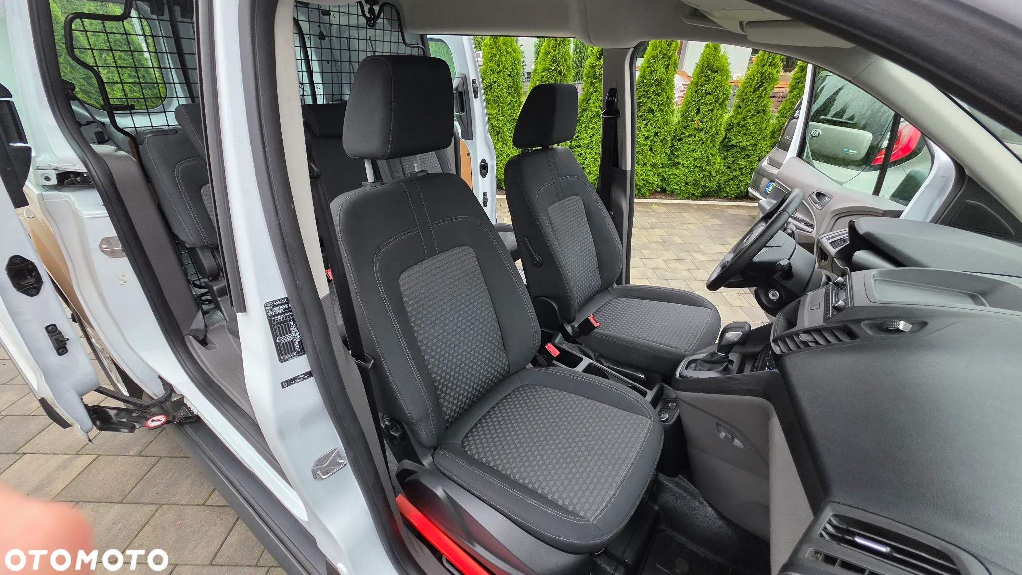 Ford Transit Connect 240 L2 LKW Autm Trend - 18
