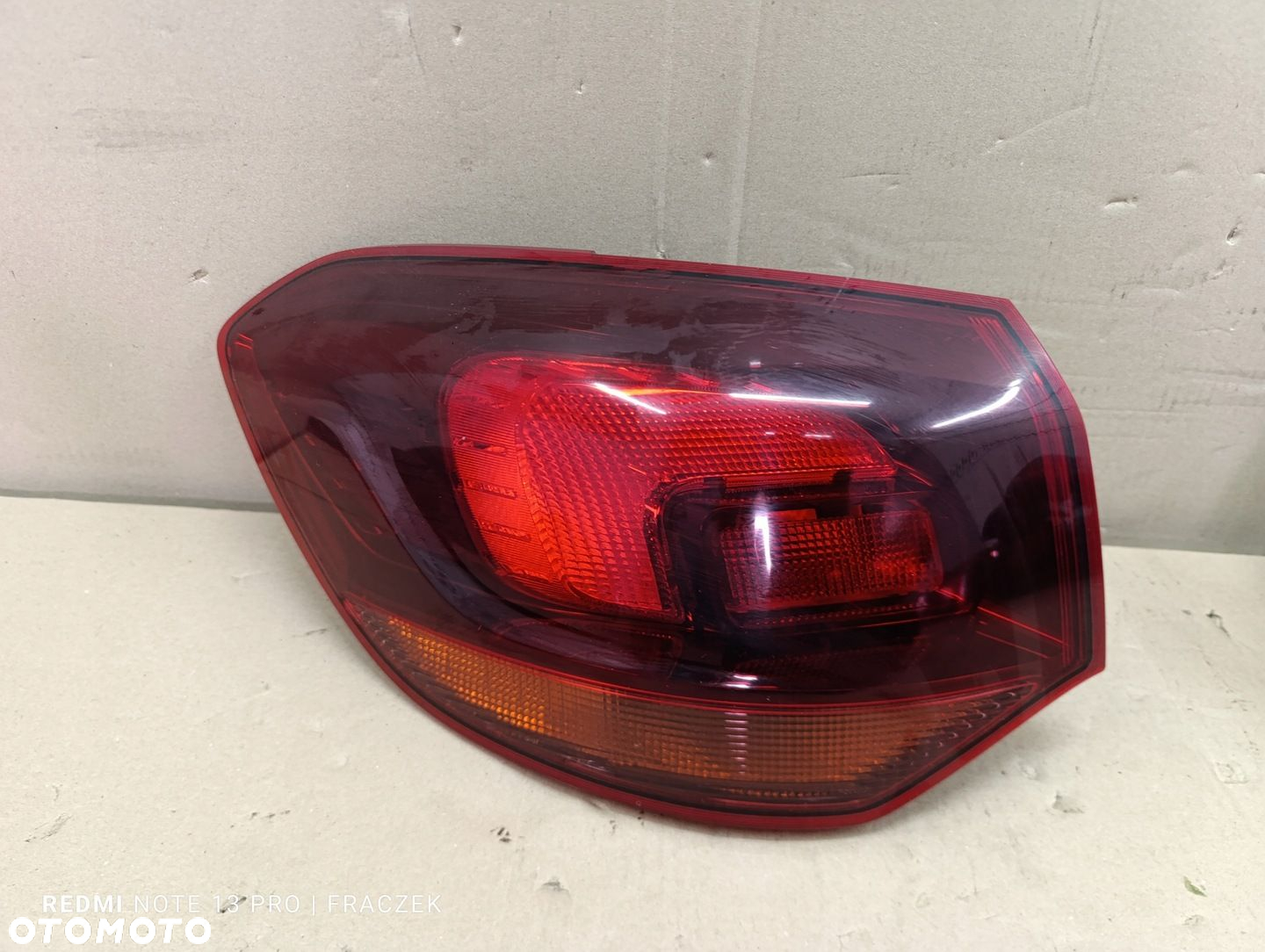 LAMPA TYŁ TYLNA PRAWA LUB LEWA OPEL ASTRA IV KOMBI 13314051 - 2