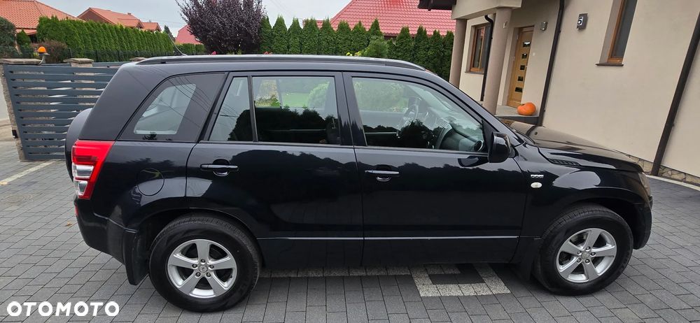 Suzuki Grand Vitara - 12