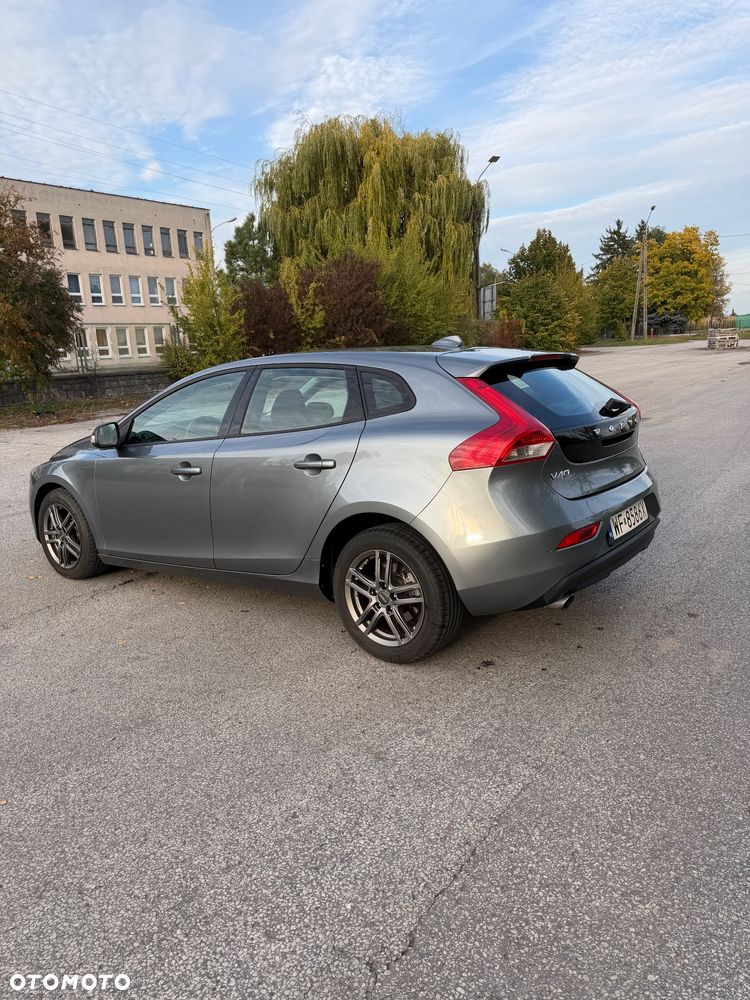 Volvo V40 - 4