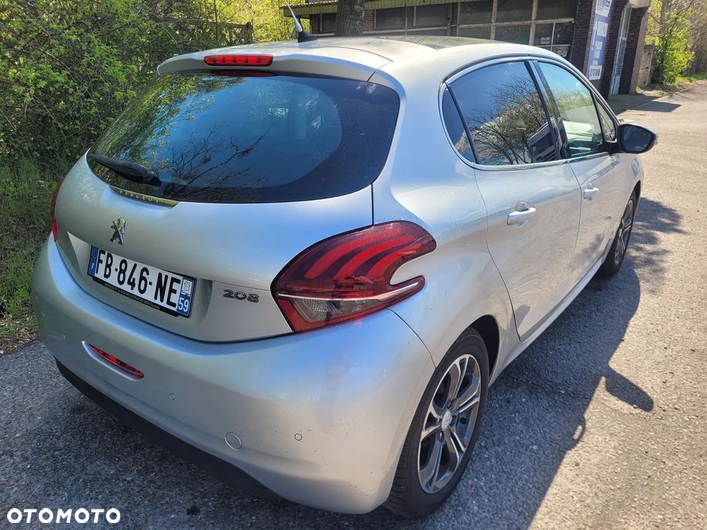 Peugeot 208 1.4 HDi Business Line - 4