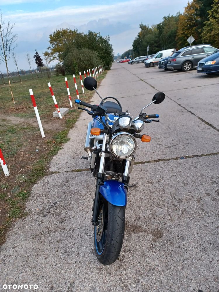 Suzuki SV - 8