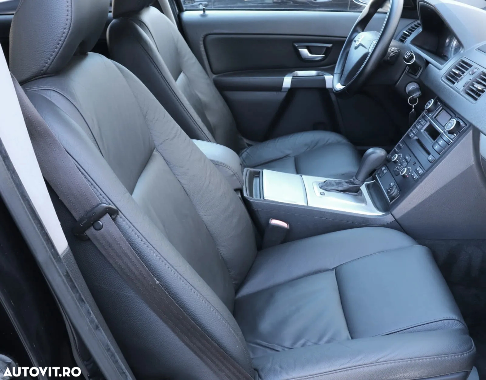 Volvo XC 90 D5 AWD Geartonic Summum - 16