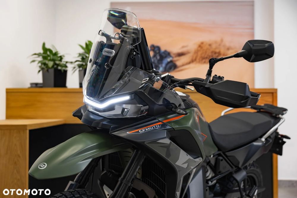 CFMoto MT-X - 3