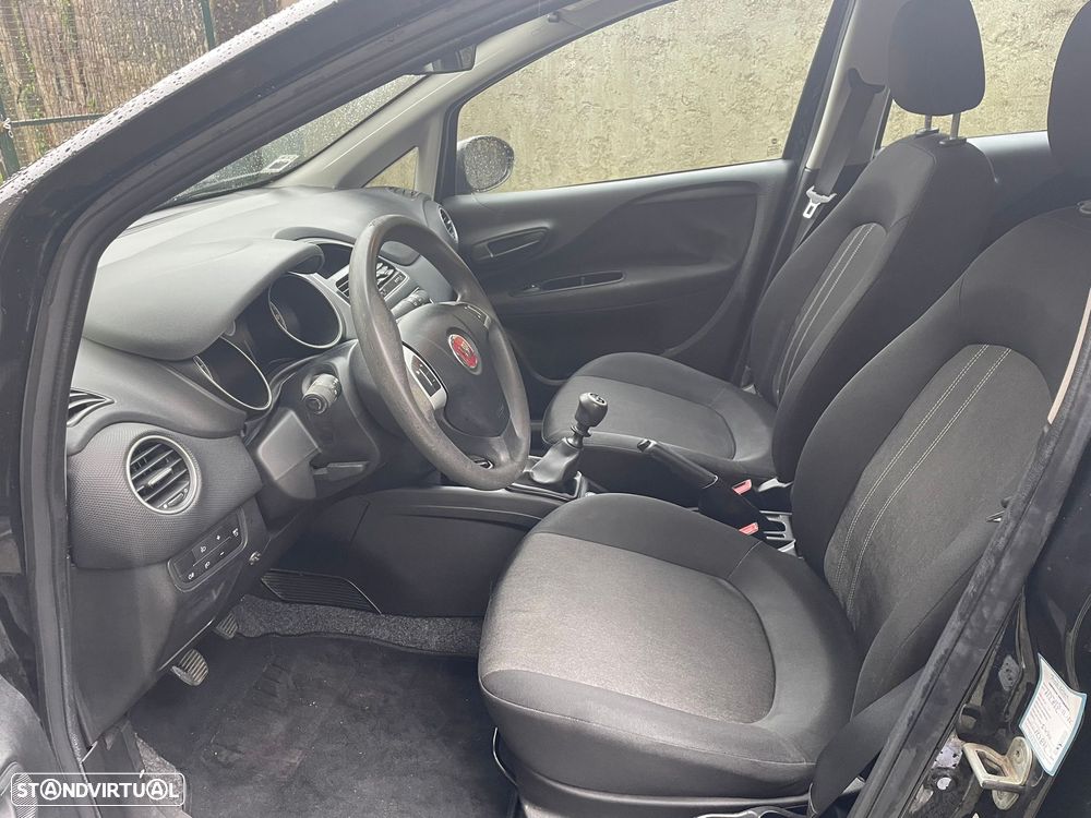 Fiat Grande Punto - 11