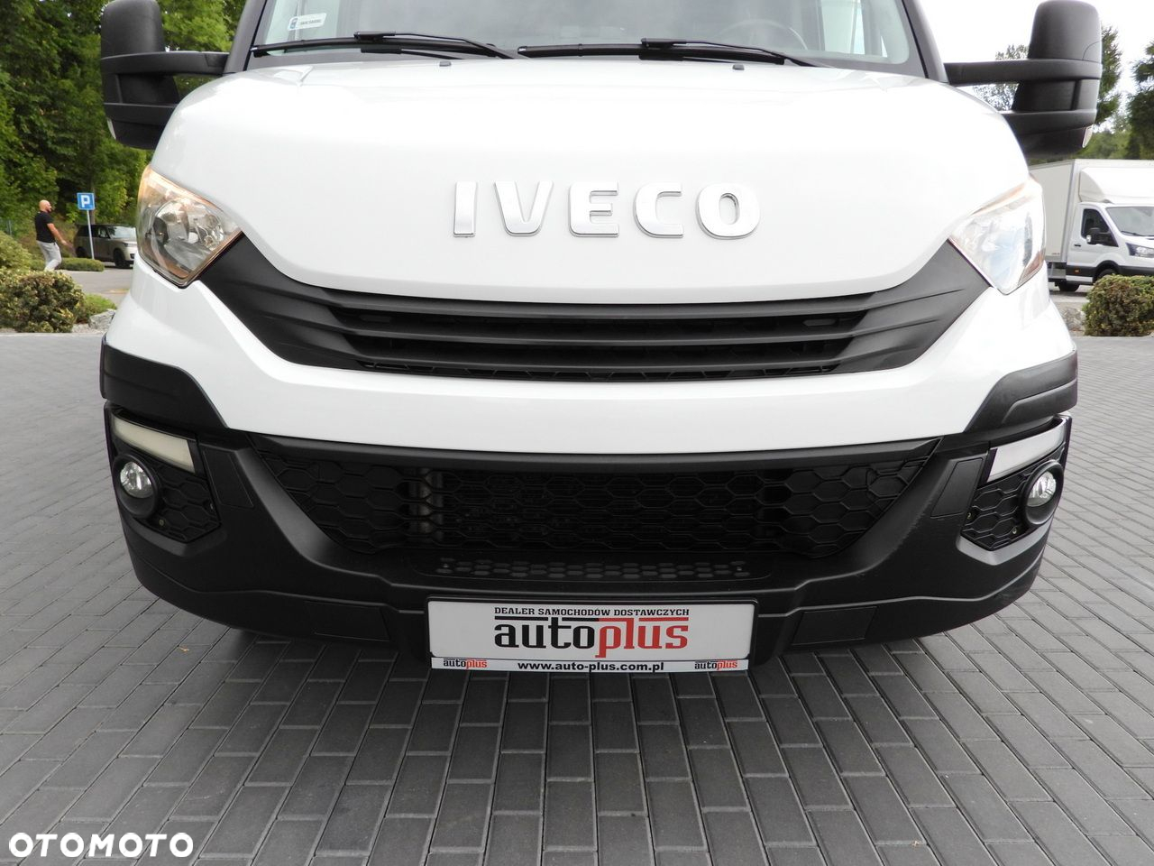 Iveco DAILY 50C15 PLANDEKA 12 PALET TEMPOMAT BLIŹNIACZE KOŁA KLIMATYZACJA  150KM - 16