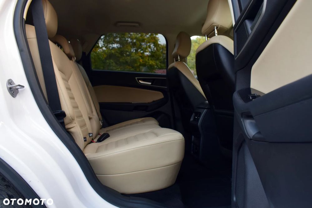 Ford Edge - 7