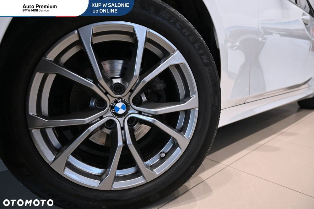 BMW Seria 3 318i M Sport - 23